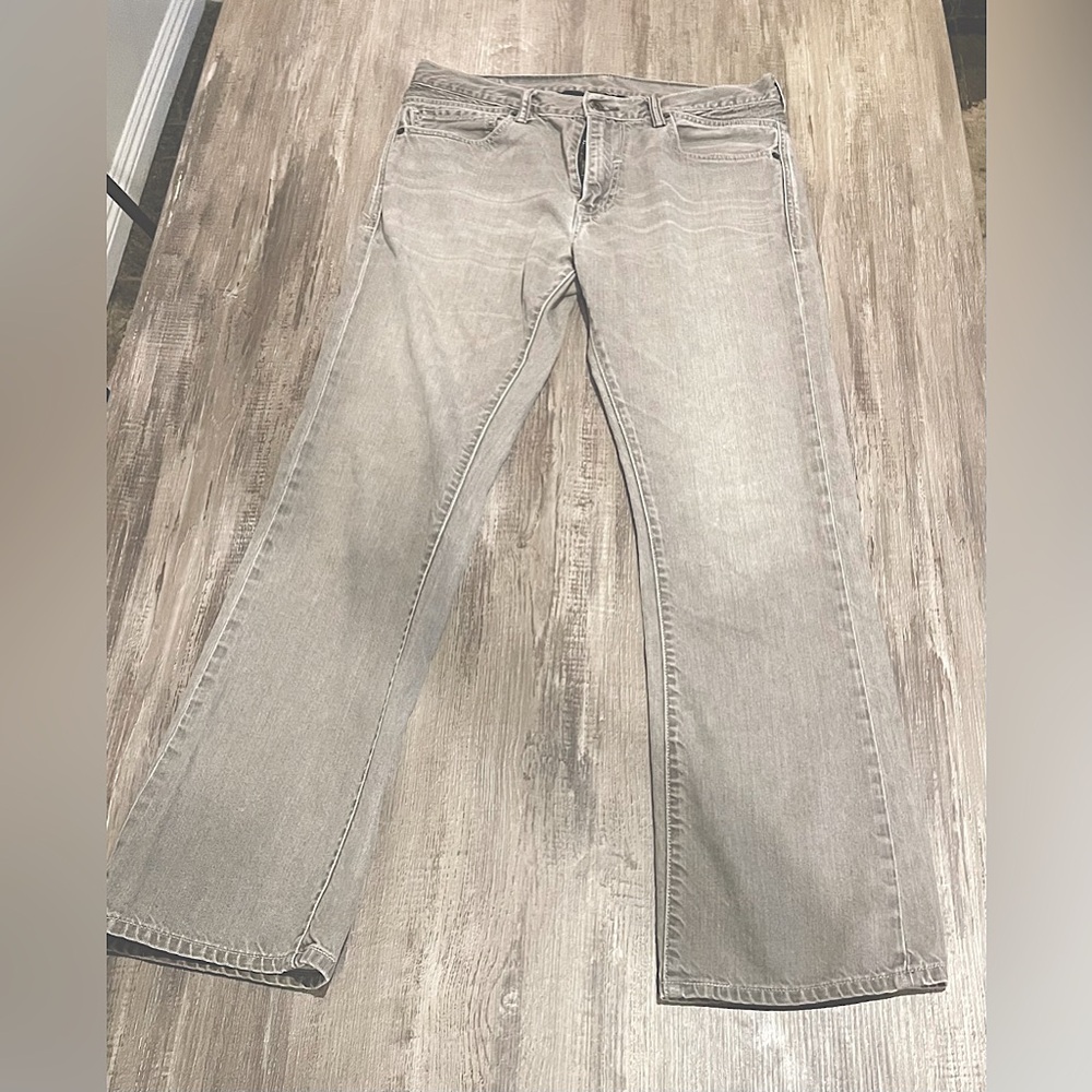 Classic Grey Levi’s